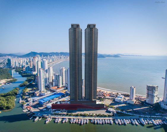 No mais alto edifício do Brasil, em BC, o elevador mais rápido