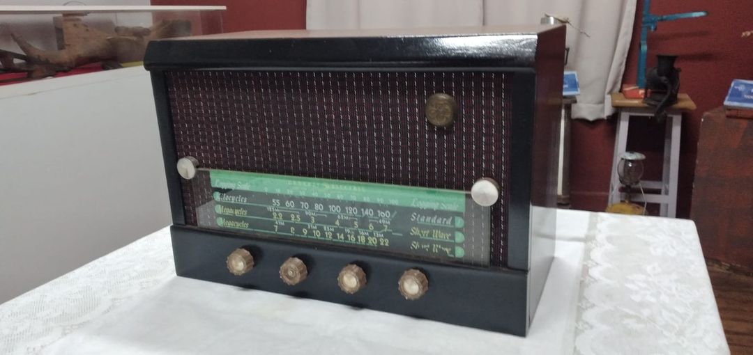 Museu expõe o rádio que ajudou na emancipação de Campo Mourão