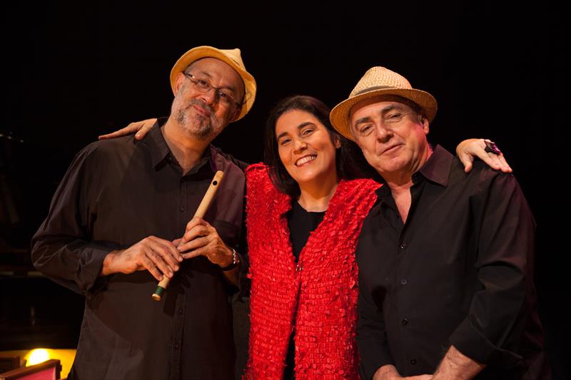 Mônica Salmaso vem a Curitiba para show em homenagem aos 50 anos do Paiol