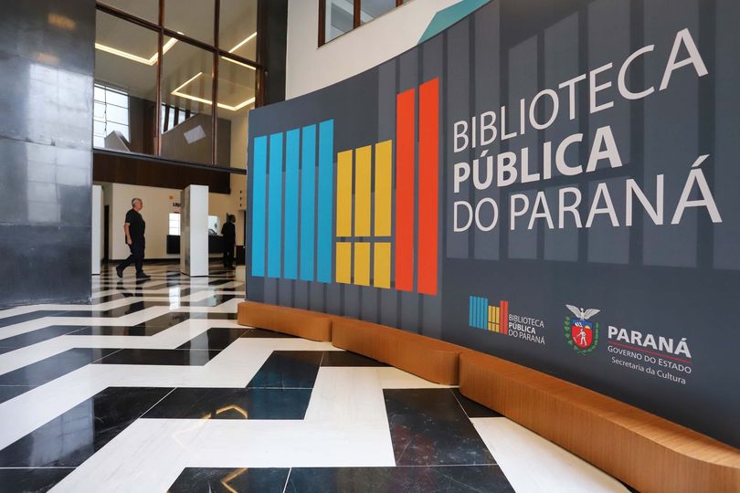 Biblioteca Pública do Paraná vai comemorar 165 anos com programação especial