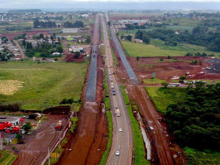 Obras no trecho urbano da BR-277 em Guarapuava já atingiram 40% de conclusão