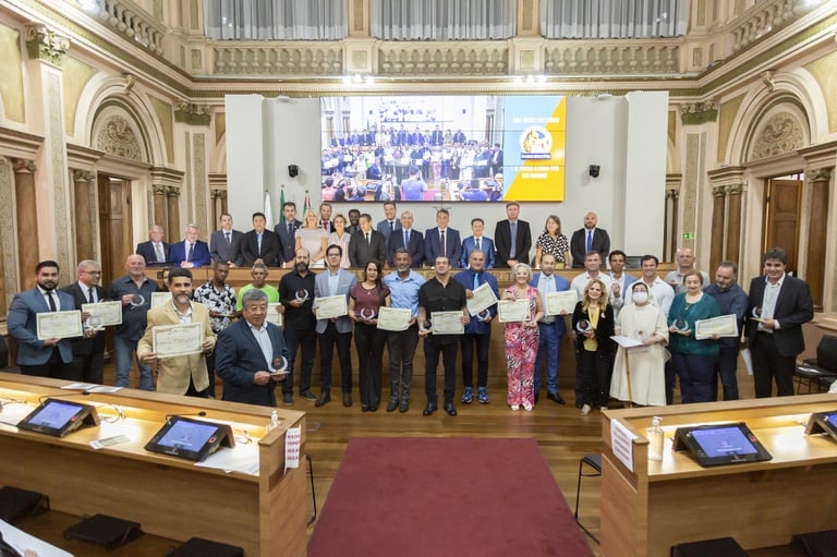 Empresas recebem o Prêmio Consagração Pública Municipal