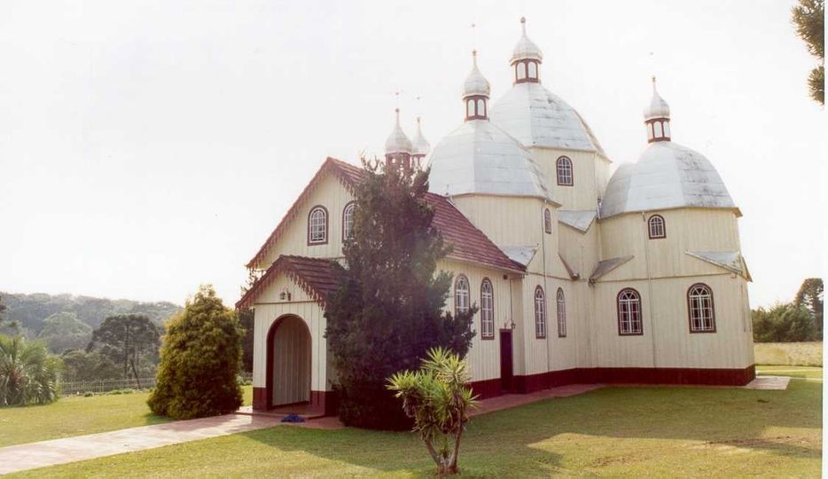 Atração em Antonio Olinto: igreja no mais puro estilo bizantino