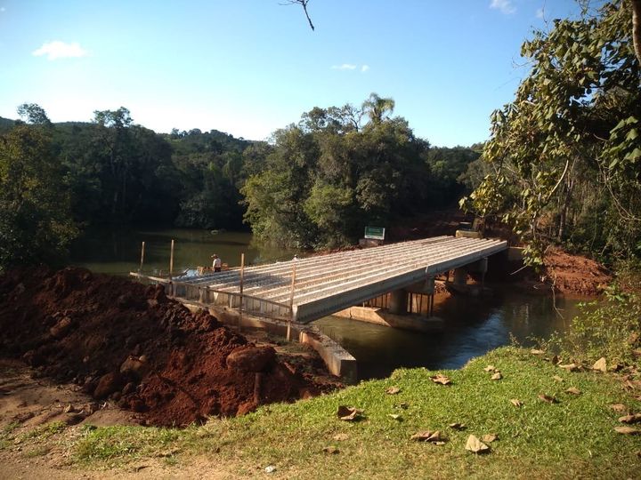 Nova ponte sobre o rio Ribeira, entre Castro e Campo Largo, está em fase de conclusão