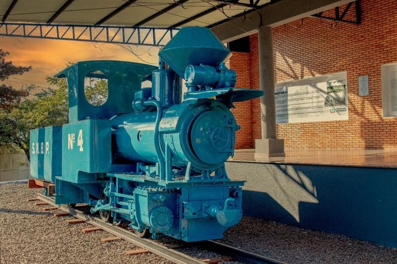 Uma locomotiva histórica de 1917 é atração em Guaíra