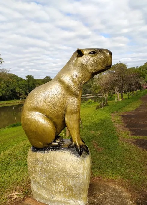 Monumentos do Parque Arthur Thomas são revitalizados para visitantes