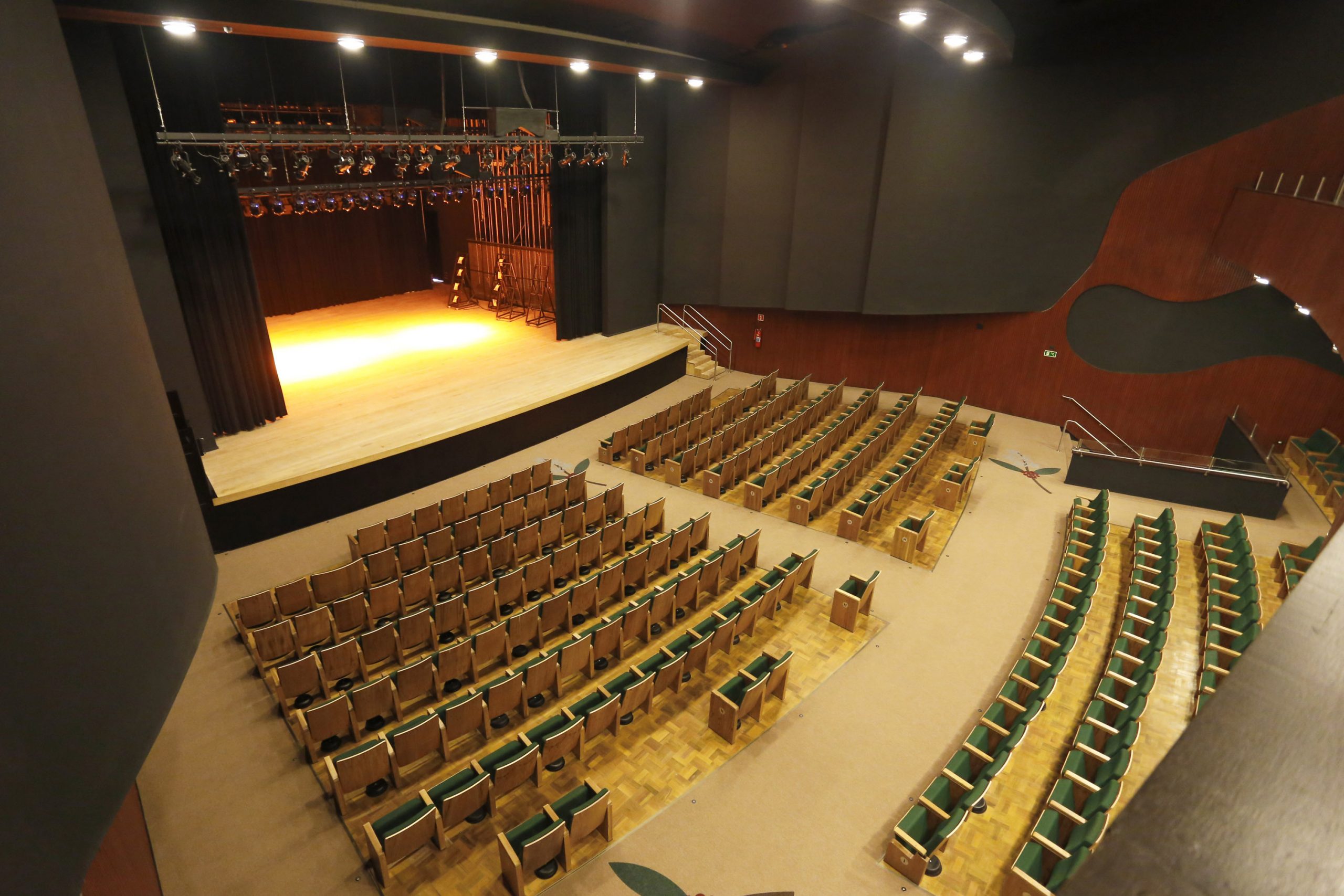 Cine Teatro Ouro Verde chega aos 70 anos em dezembro