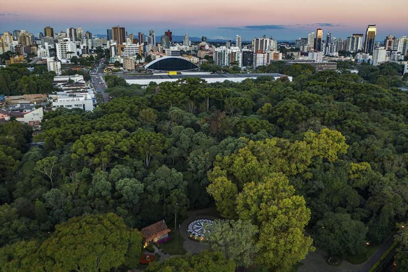 Curitiba integra a Rede Ibero-americana de Destinos Turísticos Inteligentes