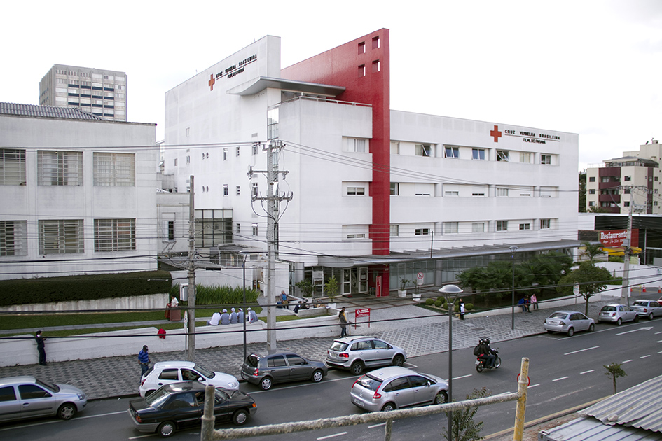 Câmara de Curitiba comemora os 75 anos do Hospital Cruz Vermelha