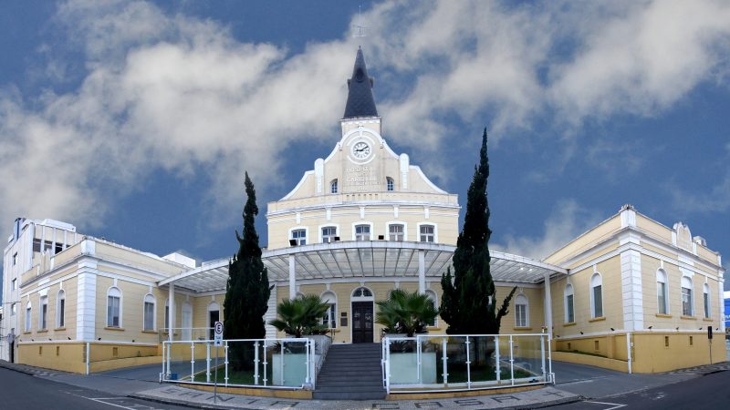 Santa Casa de Ponta Grossa comemora 110 anos com cantata, corais e banda