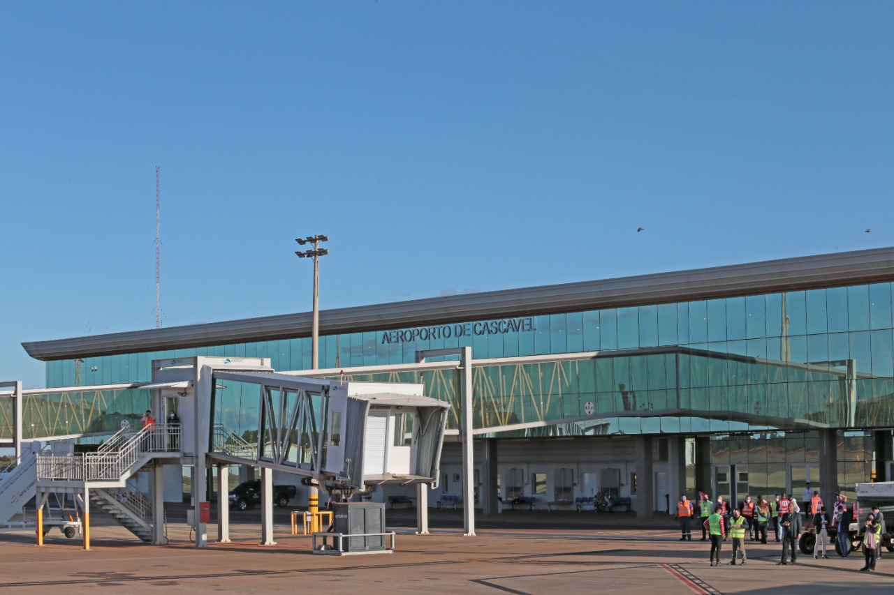 Aeroporto Regional de Cascavel tem aumento de 42% de passageiros em 2022