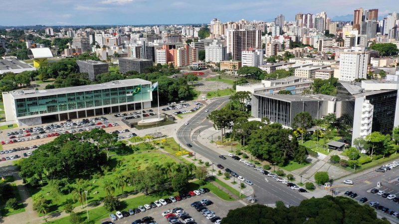 Ratinho Junior leva a Brasília demandas de infraestrutura e criação do Fundo Constitucional do Sul
