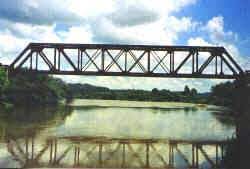 Resgate histórico e atrações: Porto Amazonas ganha 3 pontes da antiga estrada ferroviária