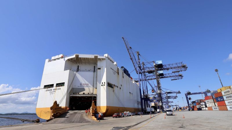 Porto de Paranaguá entra na rota de navio gigante do grupo italiano Grimaldi