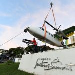 Praça Santos Dumont ganha avião de presente no 68º aniversário de Umuarama 