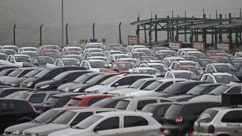 Anfavea: queda de impostos pode aumentar venda em até 300 mil carros 