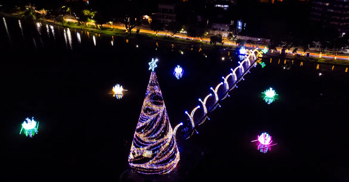 Londrina inaugura a decoração do Natal 2023