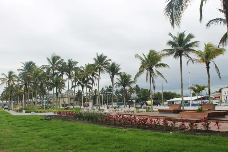 O novo cartão-postal de Paranaguá é a Praça de Eventos Mário Roque
