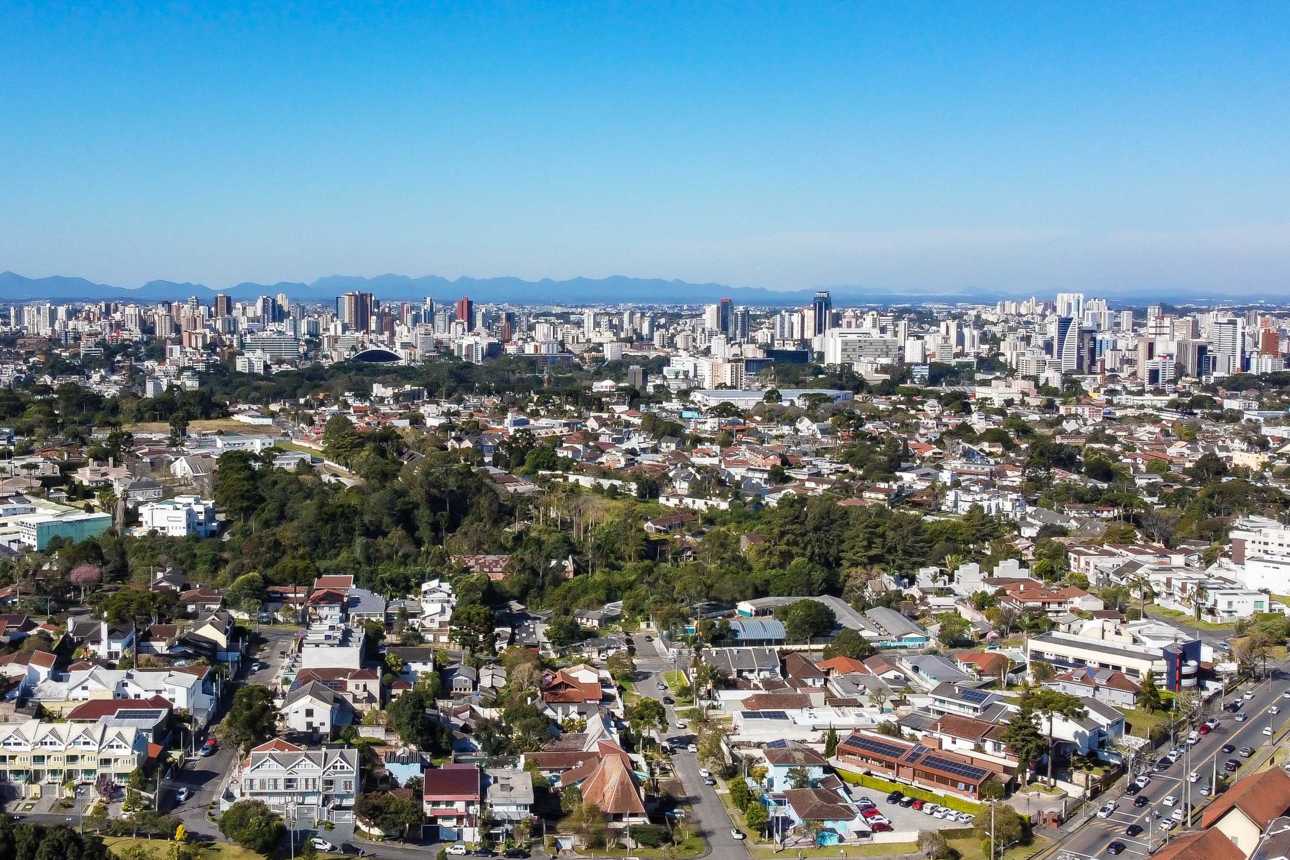 Curitiba é a capital menos desigual do Brasil 