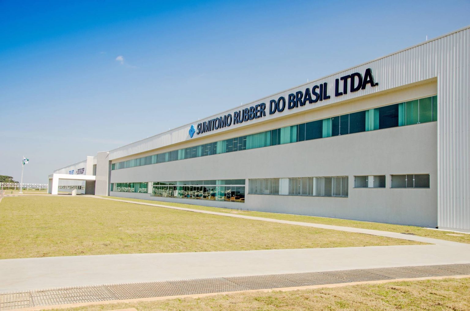 Sumitomo investe mais de R$ 1 bilhão na fábrica de pneus em Fazenda Rio Grande