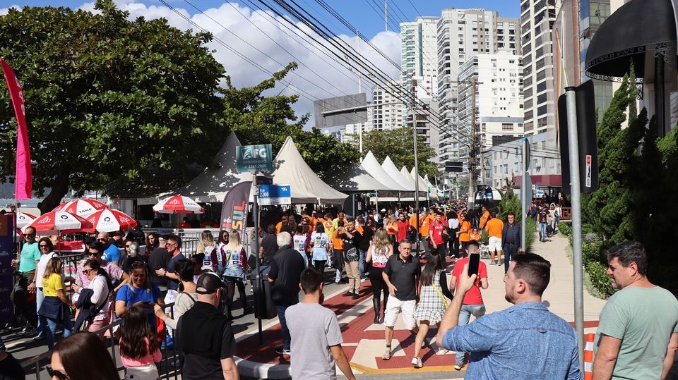 Dia 13 de julho o 21º Encontro de Amigos em Balneário Camboriú